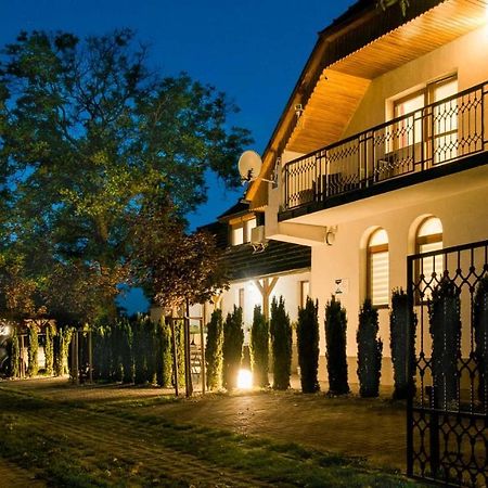 Diófa Apartman Keszthely Exterior foto
